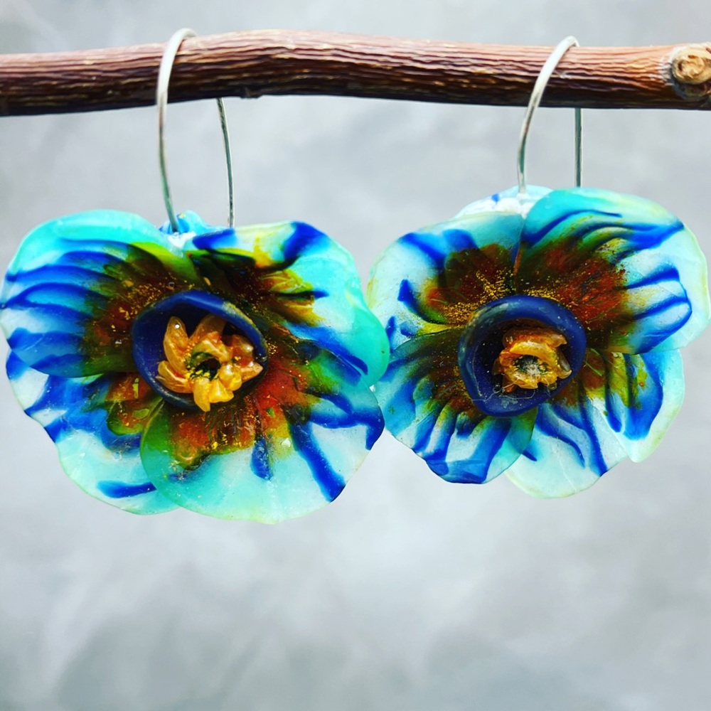Handmade turquoise flower silver earrings
